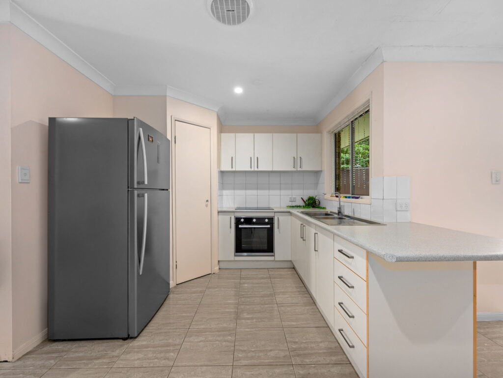 5 Mcgreavy Street, One Mile, QLD 4305