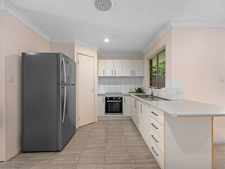 5 Mcgreavy Street, One Mile, QLD 4305