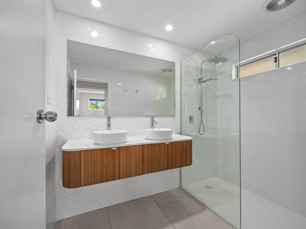 14 Glen Fairlie Avenue, Redbank Plains, QLD 4301