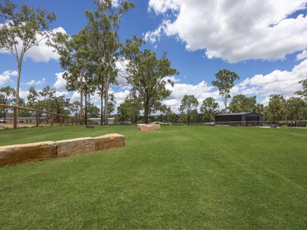 11 Camden Court, Kensington Grove, QLD 4341
