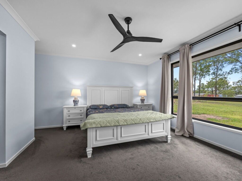 11 Camden Court, Kensington Grove, QLD 4341