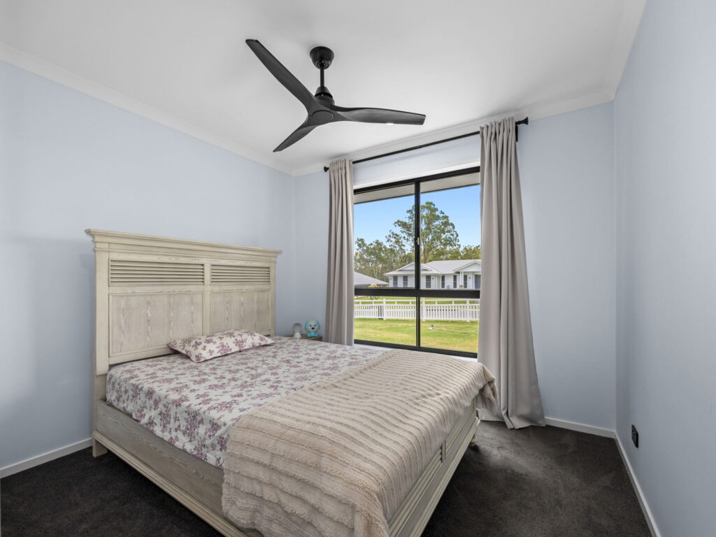 11 Camden Court, Kensington Grove, QLD 4341