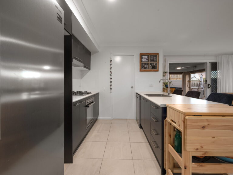 1 Shearer Court, Ripley, QLD 4306