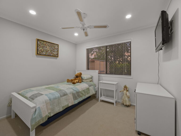 23 Hannant Street, Collingwood Park QLD 4301