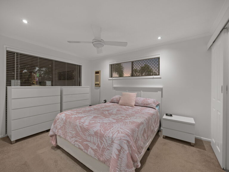23 Hannant Street, Collingwood Park QLD 4301