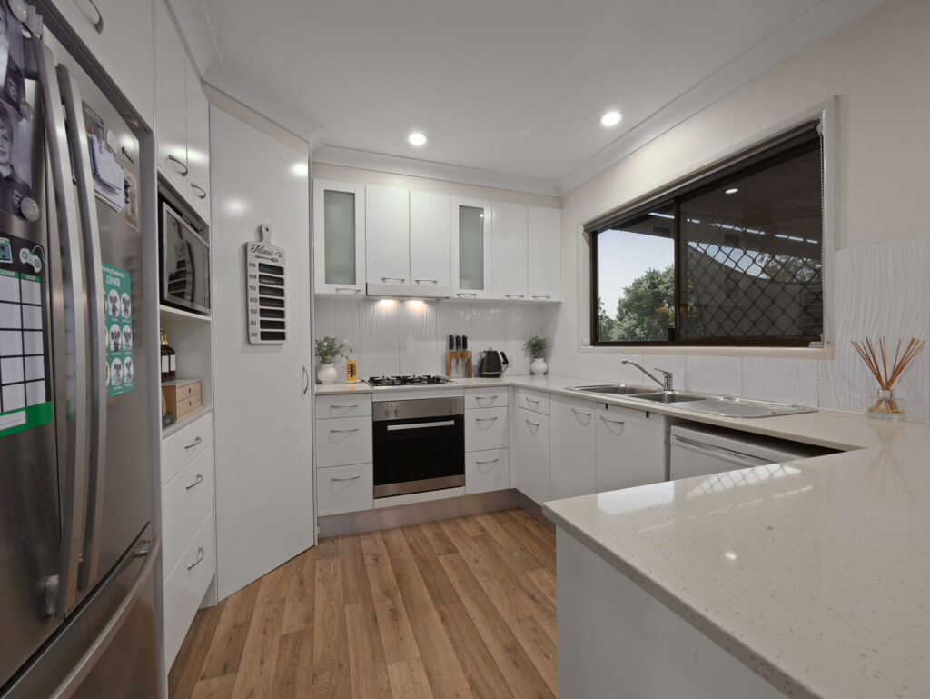 75 South Queensborough Parade, Karalee, QLD 4306