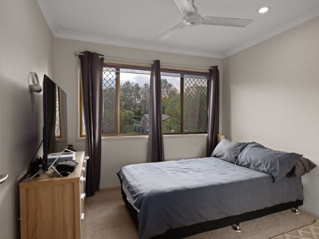 75 South Queensborough Parade, Karalee, QLD 4306