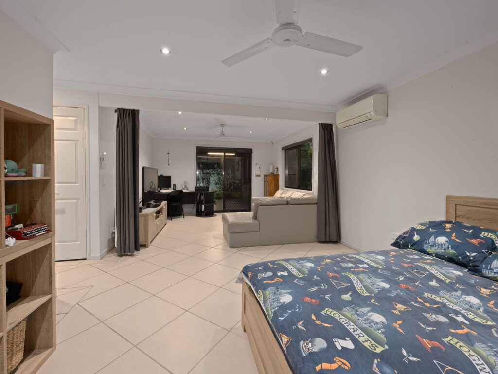 75 South Queensborough Parade, Karalee, QLD 4306