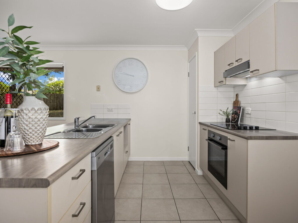 11 Nathan Close, Redbank Plains, QLD 4301