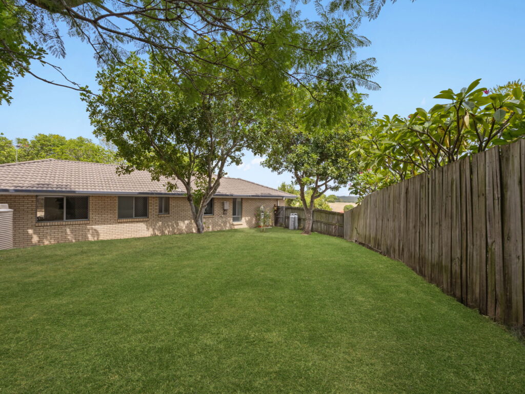11 Nathan Close, Redbank Plains, QLD 4301