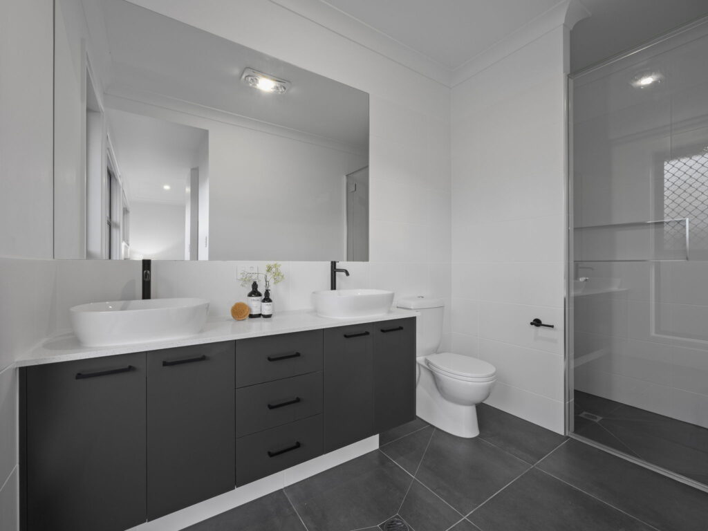 4 Dobbie Crescent, Ripley, QLD 4306