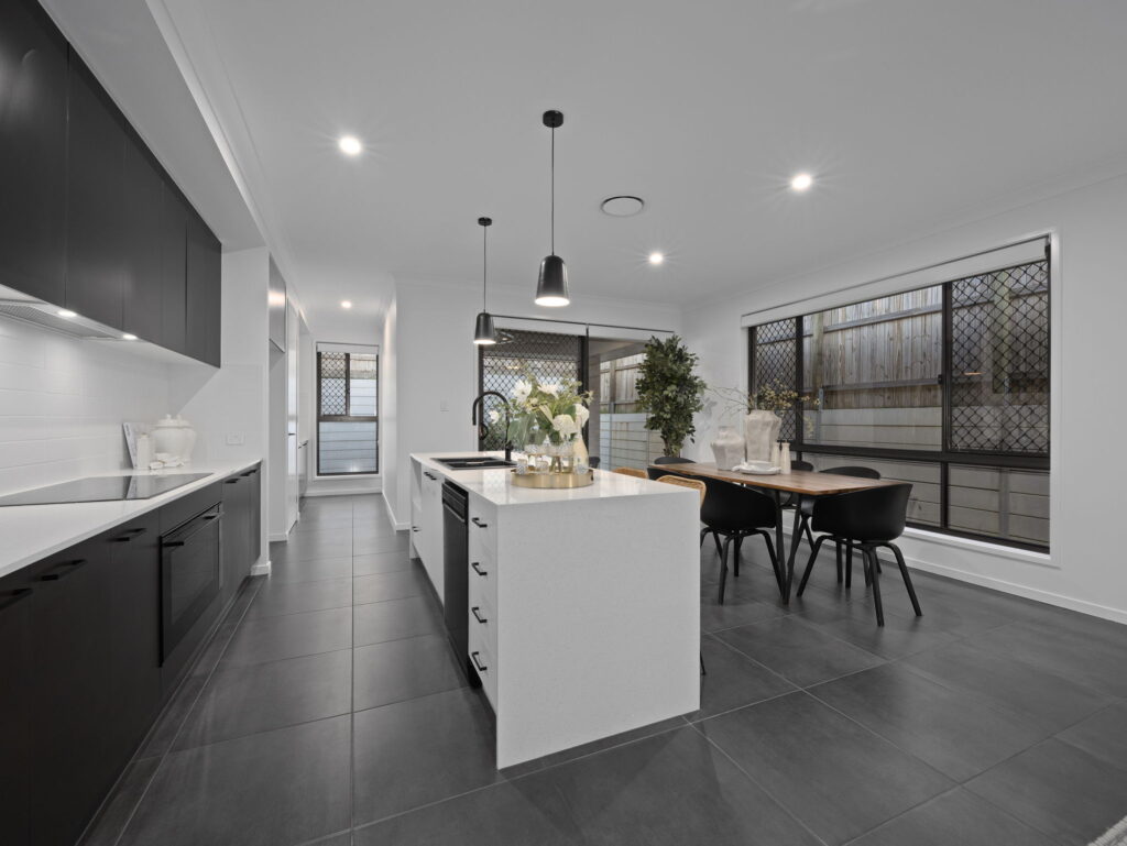 4 Dobbie Crescent, Ripley, QLD 4306