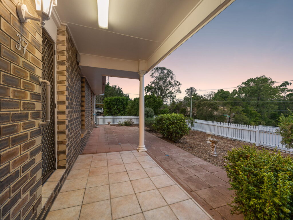 37 Reerden Street, Collingwood Park, QLD 4301