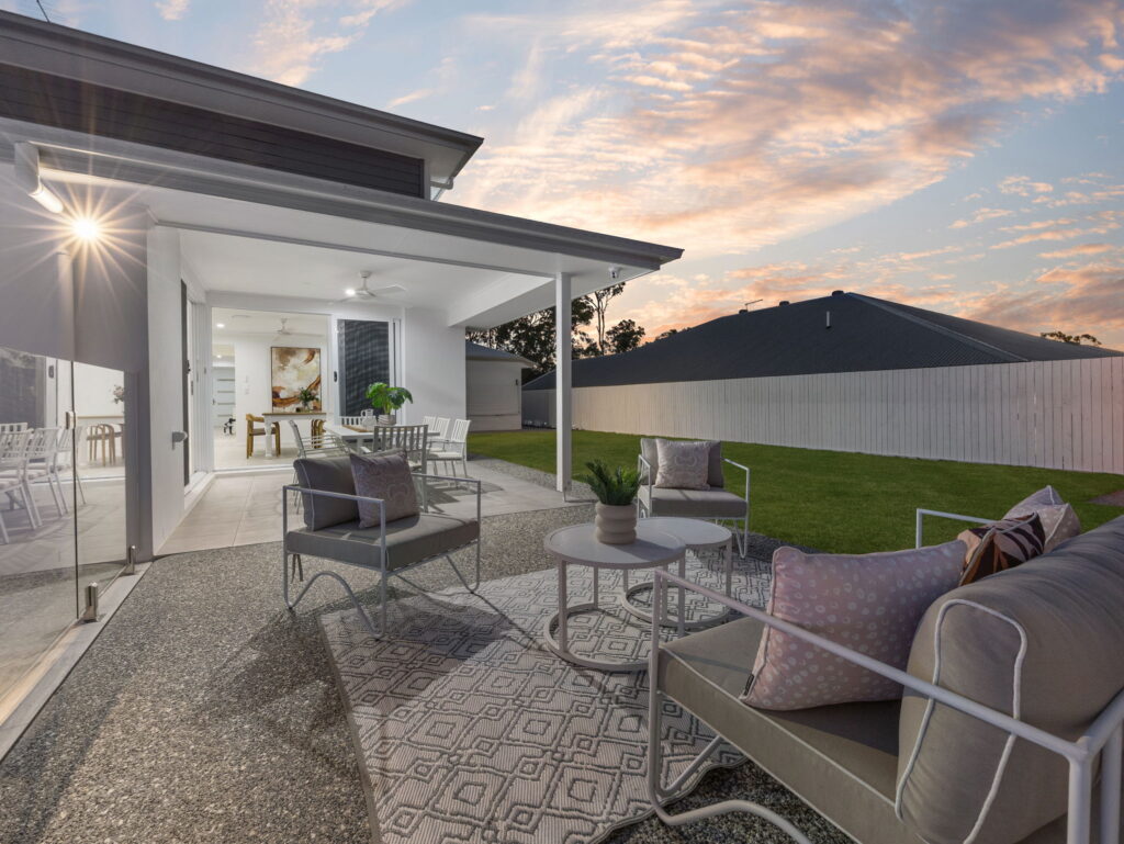 25 Himalayan Crescent, Spring Mountain, QLD 4300