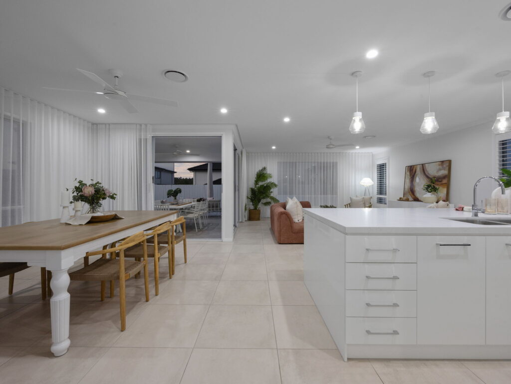 25 Himalayan Crescent, Spring Mountain, QLD 4300