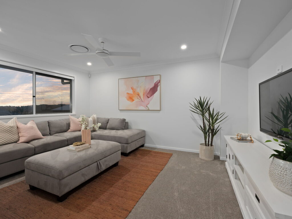 25 Himalayan Crescent, Spring Mountain, QLD 4300