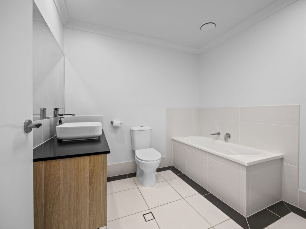 3/15 Bramble Street, Woody Point, QLD 4019