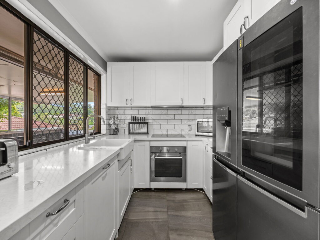6 Christine Crescent, Redbank Plains, QLD 4301