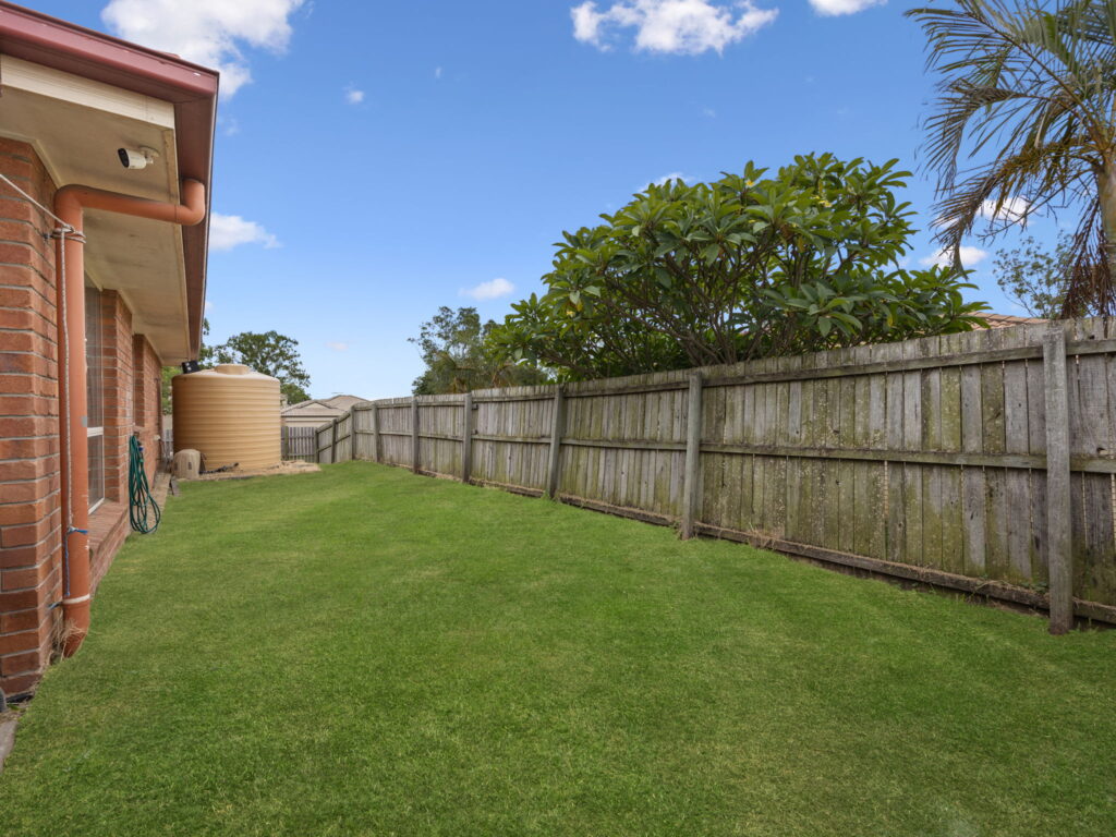 88 Anna Drive, Raceview, QLD 4305