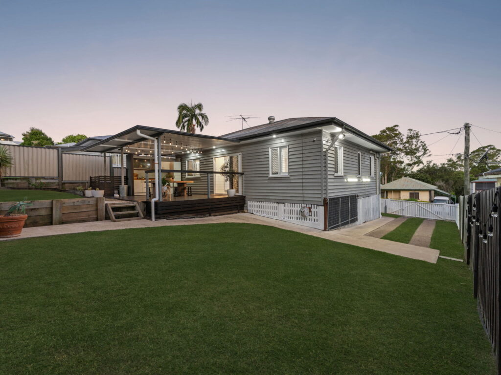 10 Fitzgerald Street, North Ipswich, QLD 4305