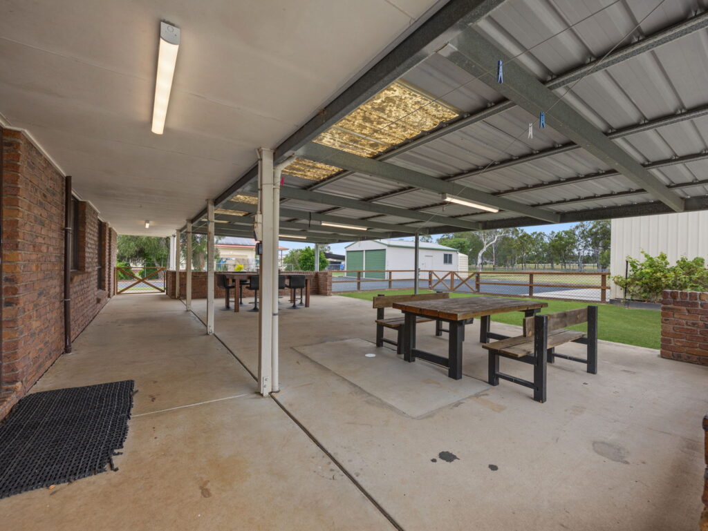 52 Roland Court, Peak Crossing QLD 4306