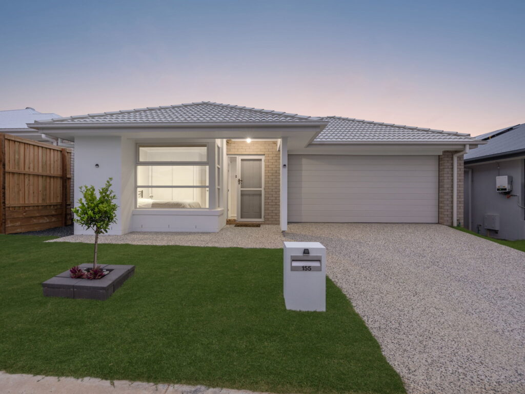 155 Sunny Crescent, Ripley, QLD 4306