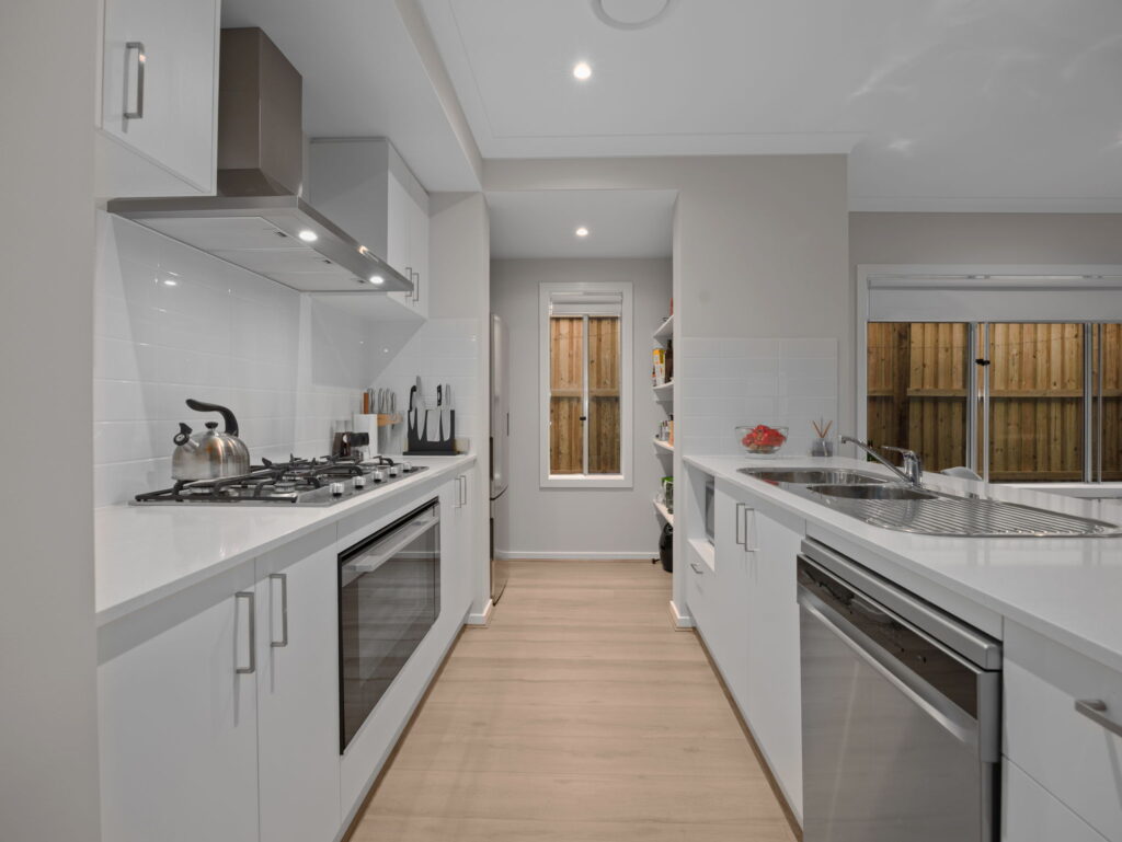155 Sunny Crescent, Ripley, QLD 4306