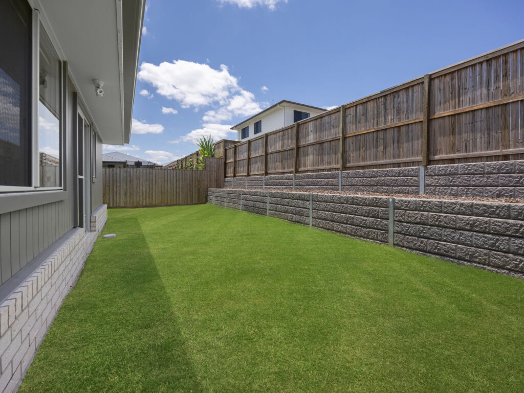 7 Rosy Street, Ripley, QLD 4306