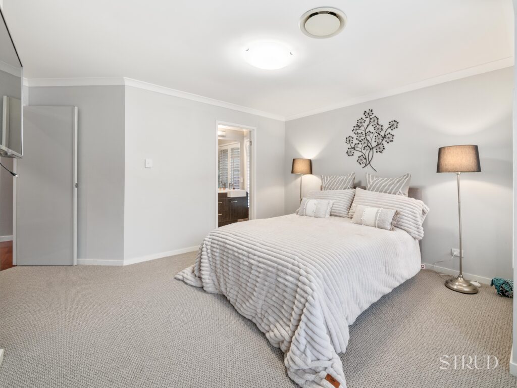 20 Rockford Drive, Bellbird Park, QLD 4300