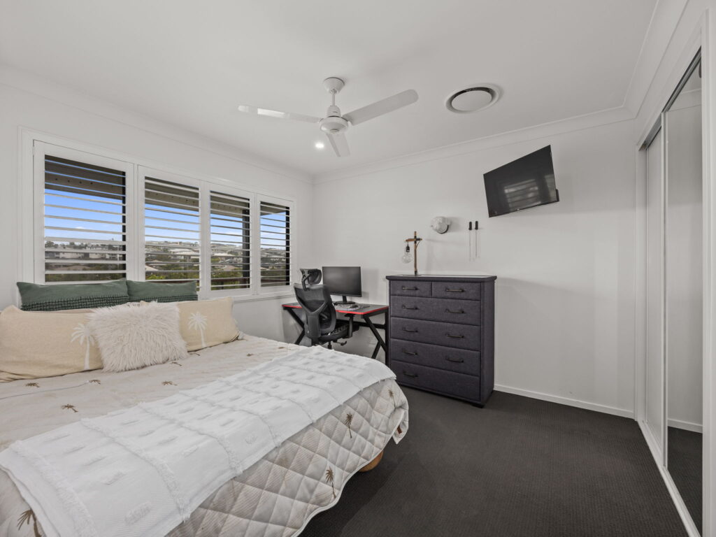 77 Harmony Crescent, South Ripley, QLD 4306
