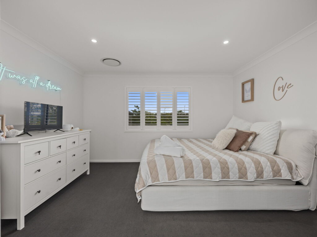 77 Harmony Crescent, South Ripley, QLD 4306