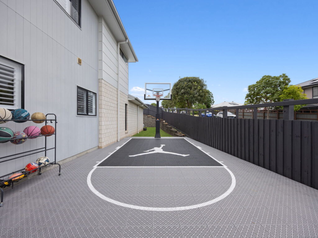 77 Harmony Crescent, South Ripley, QLD 4306