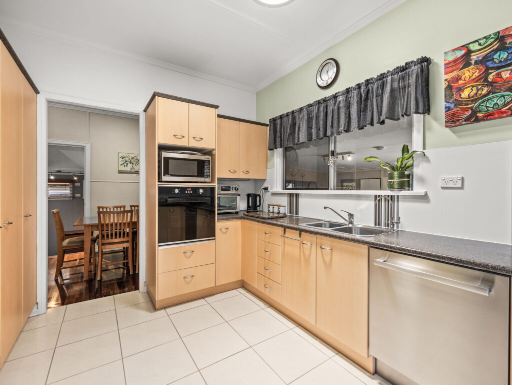 7 Mcgill Street, Raceview, QLD 4305
