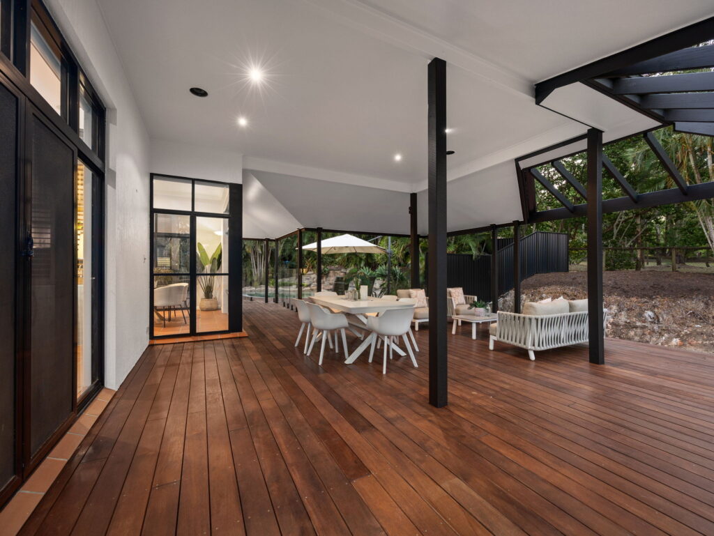 39 Phillip Crescent, Barellan Point QLD 4306