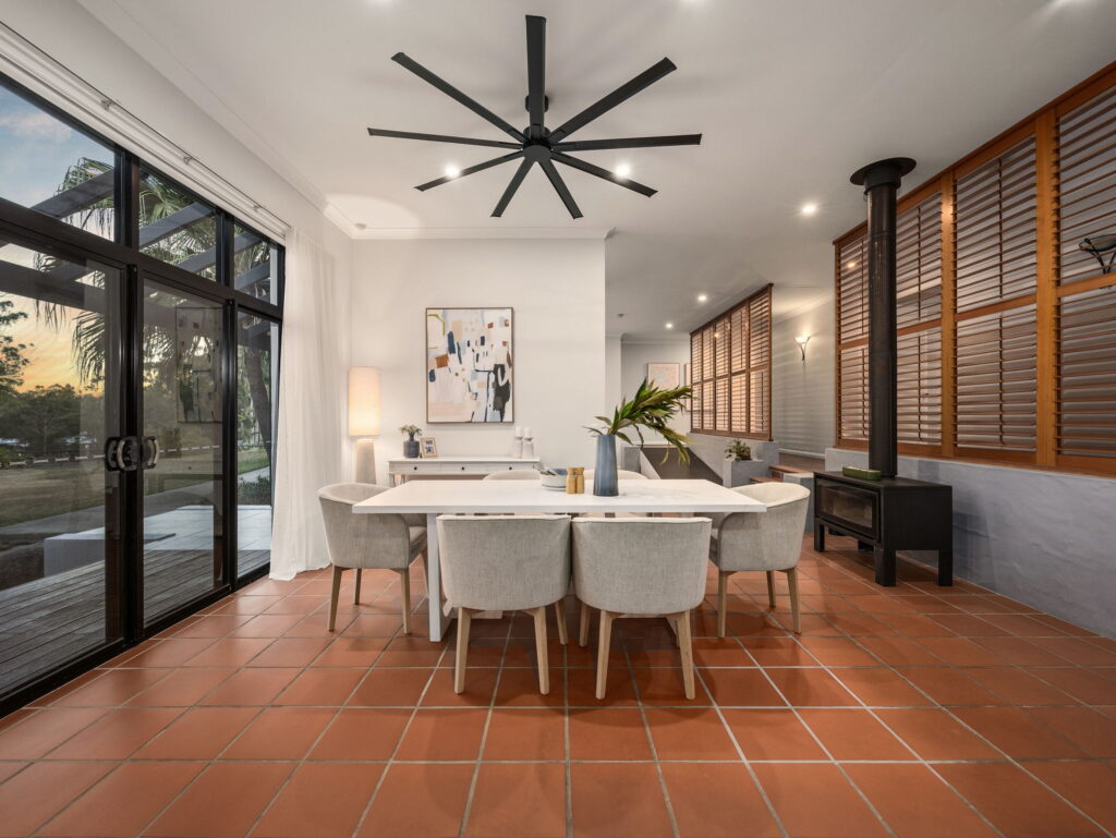39 Phillip Crescent, Barellan Point QLD 4306