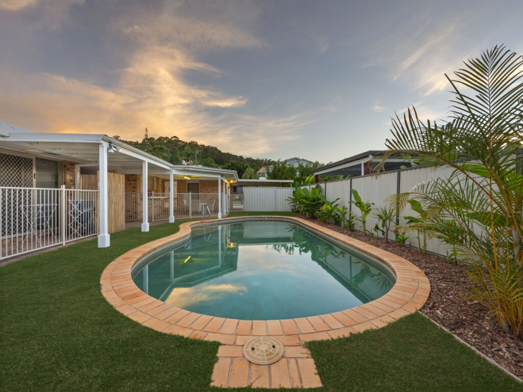 76 Saffron Street, Elanora, QLD 4221
