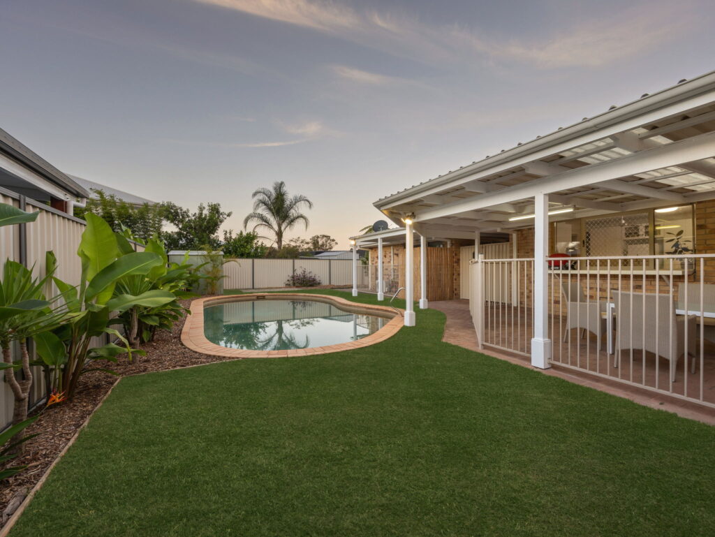 76 Saffron Street, Elanora, QLD 4221