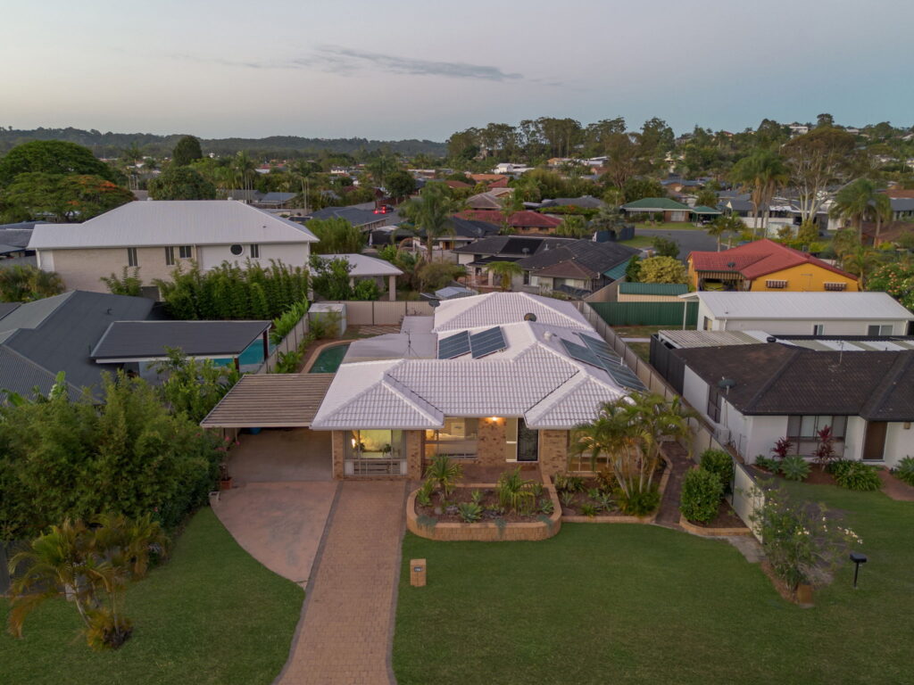 76 Saffron Street, Elanora, QLD 4221