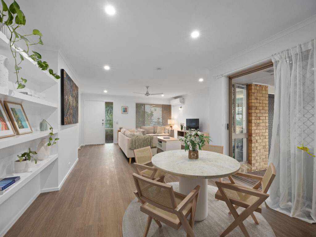 76 Saffron Street, Elanora, QLD 4221