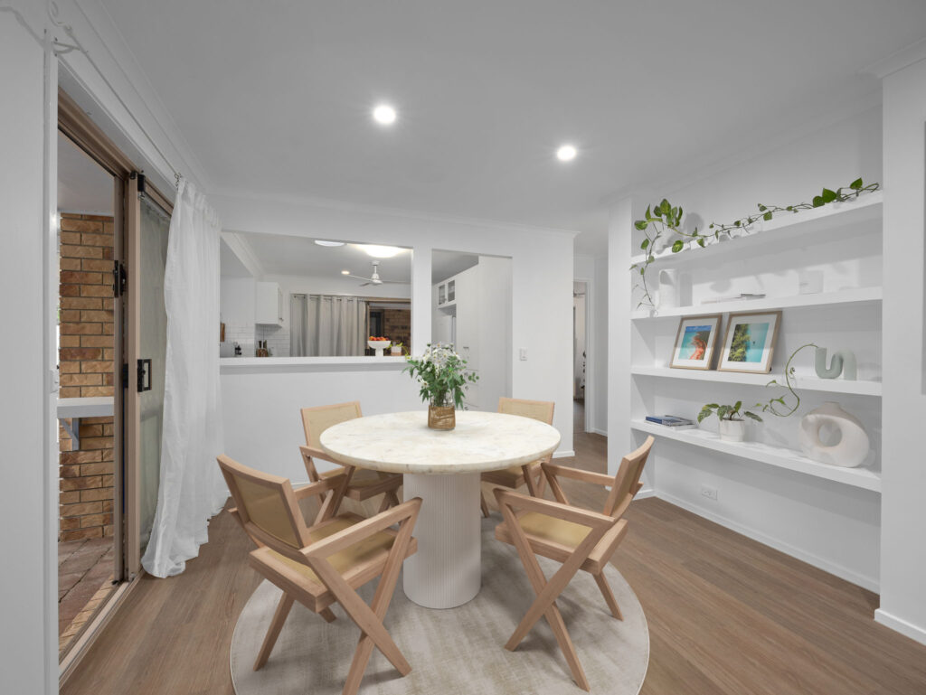 76 Saffron Street, Elanora, QLD 4221