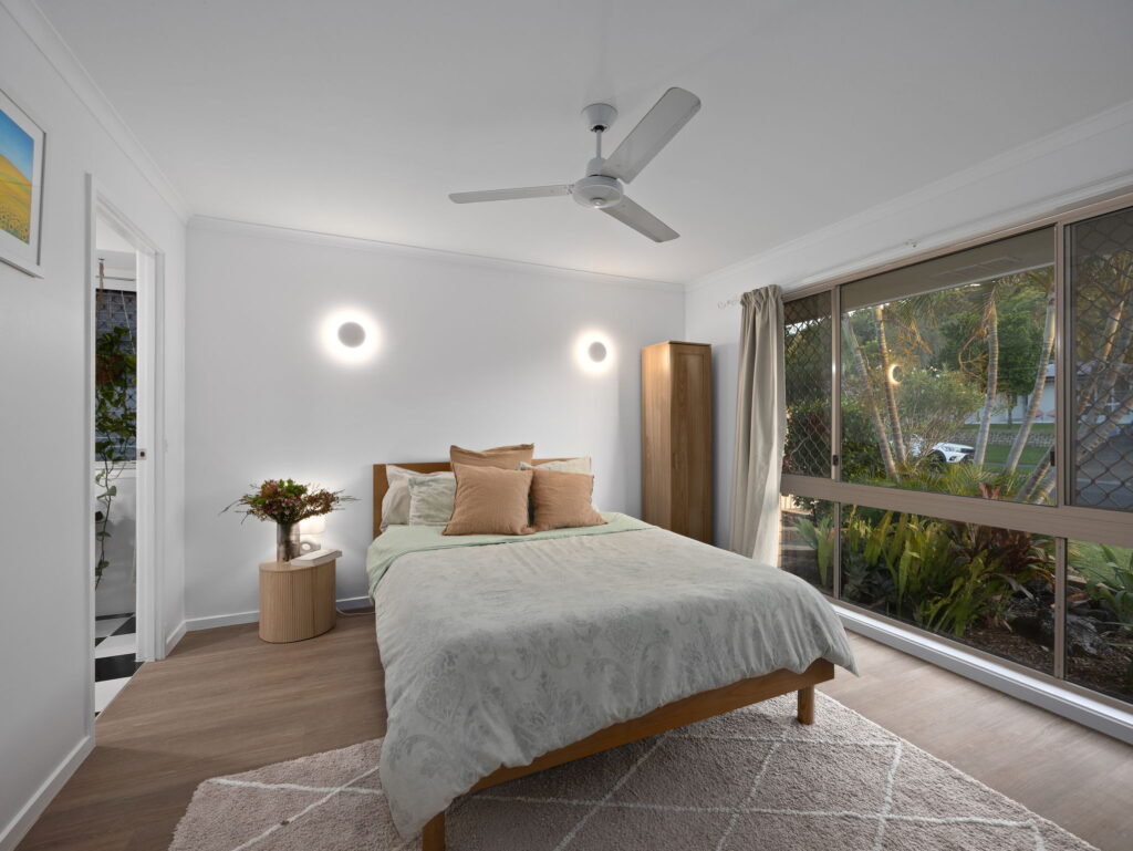 76 Saffron Street, Elanora, QLD 4221
