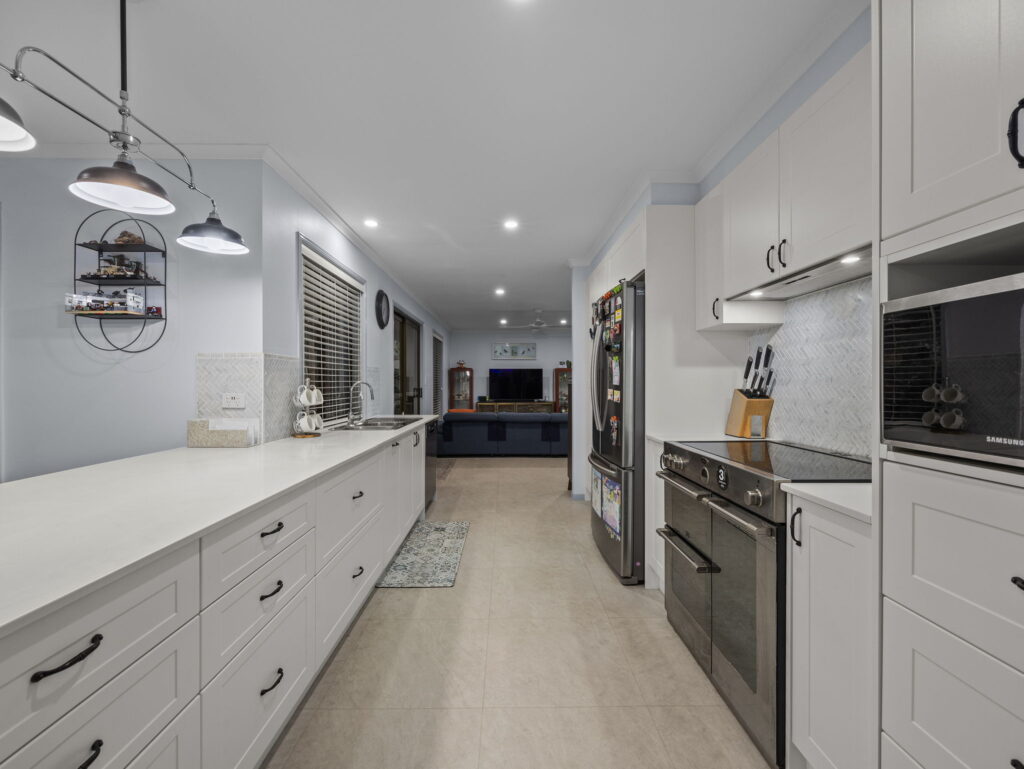 14 Elizabeth Street, Karalee, QLD 4306