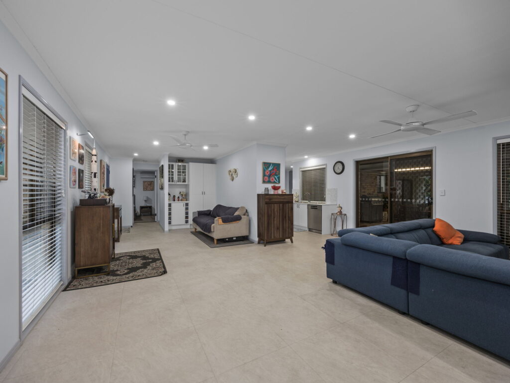 14 Elizabeth Street, Karalee, QLD 4306