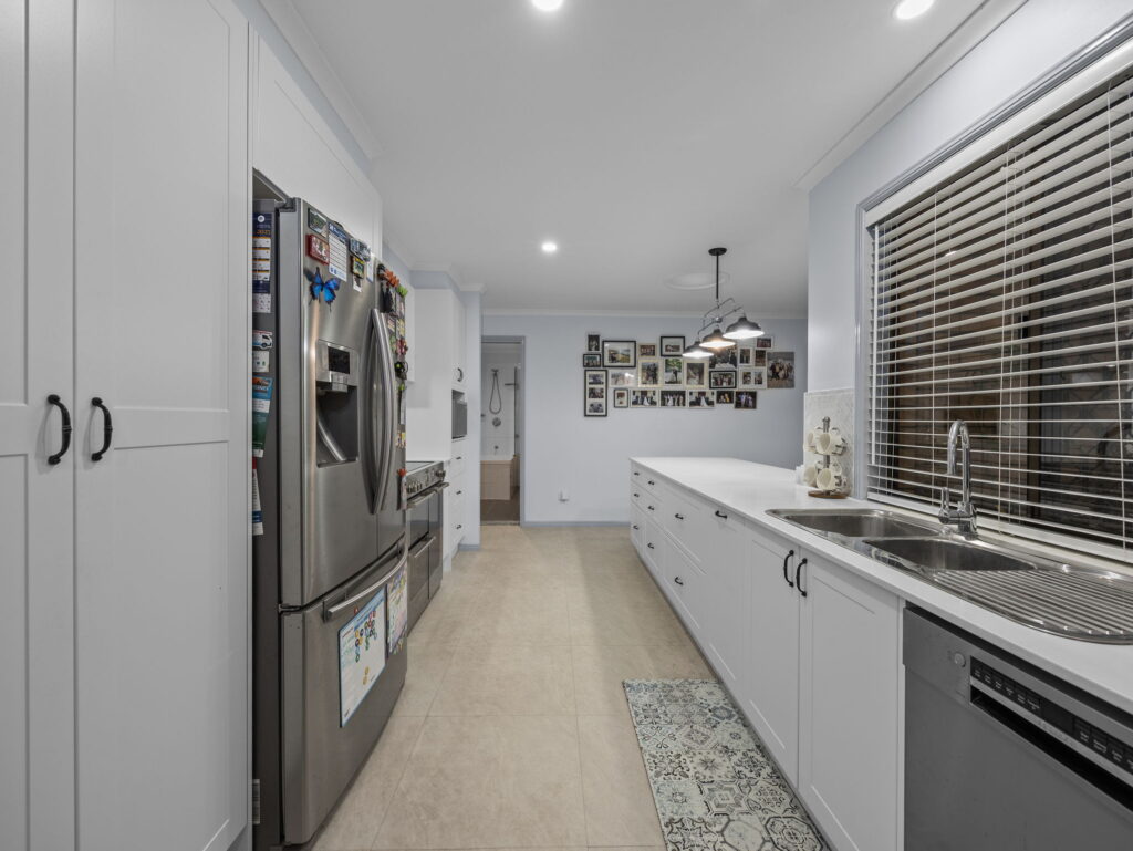14 Elizabeth Street, Karalee, QLD 4306