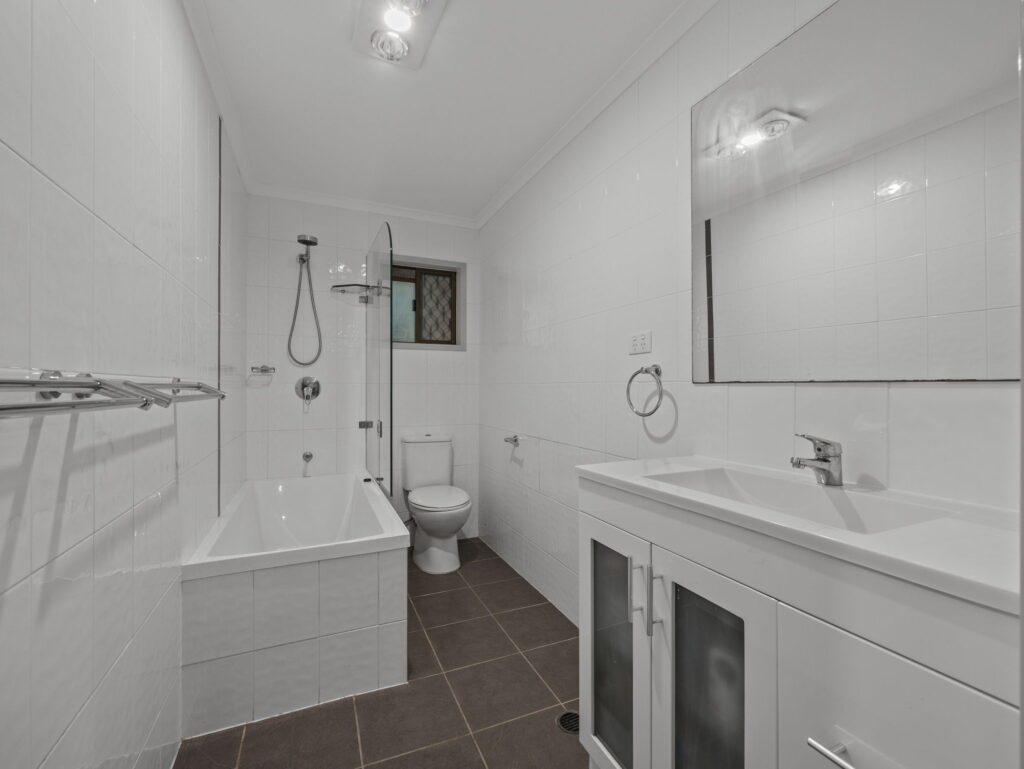 14 Elizabeth Street, Karalee, QLD 4306