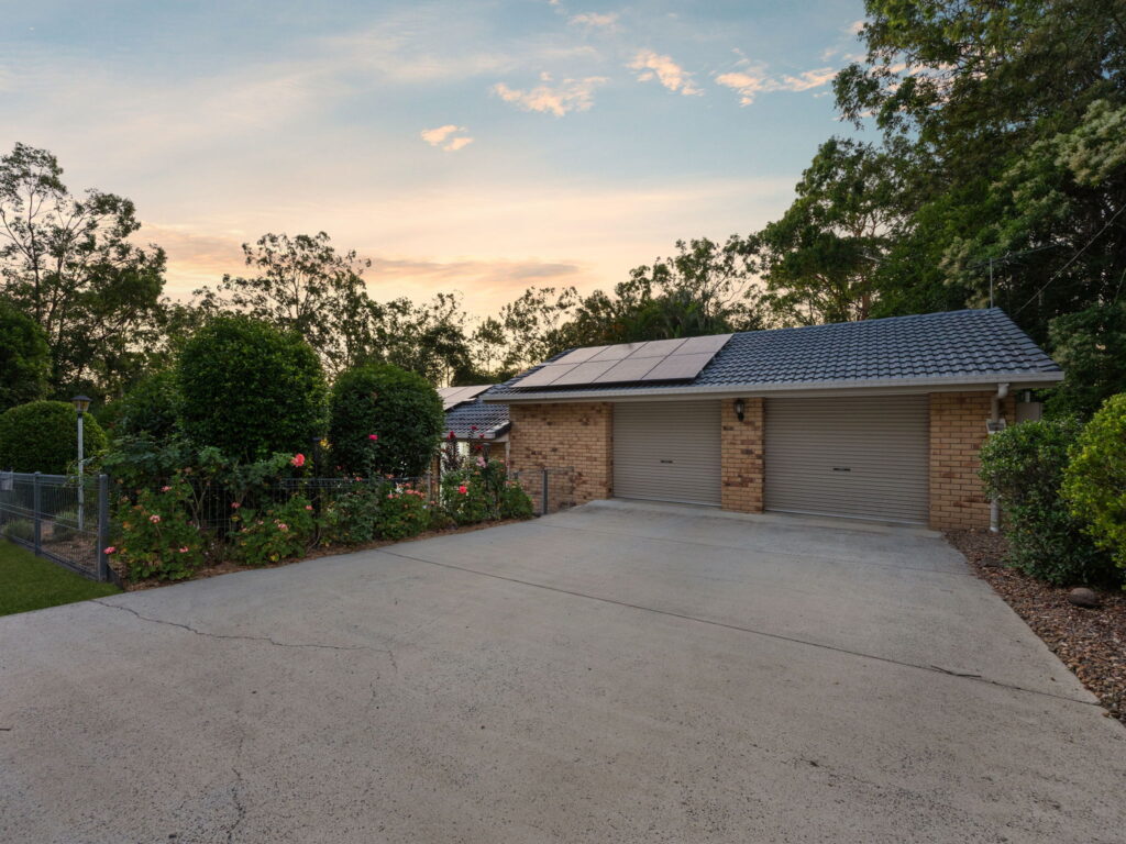 14 Elizabeth Street, Karalee, QLD 4306