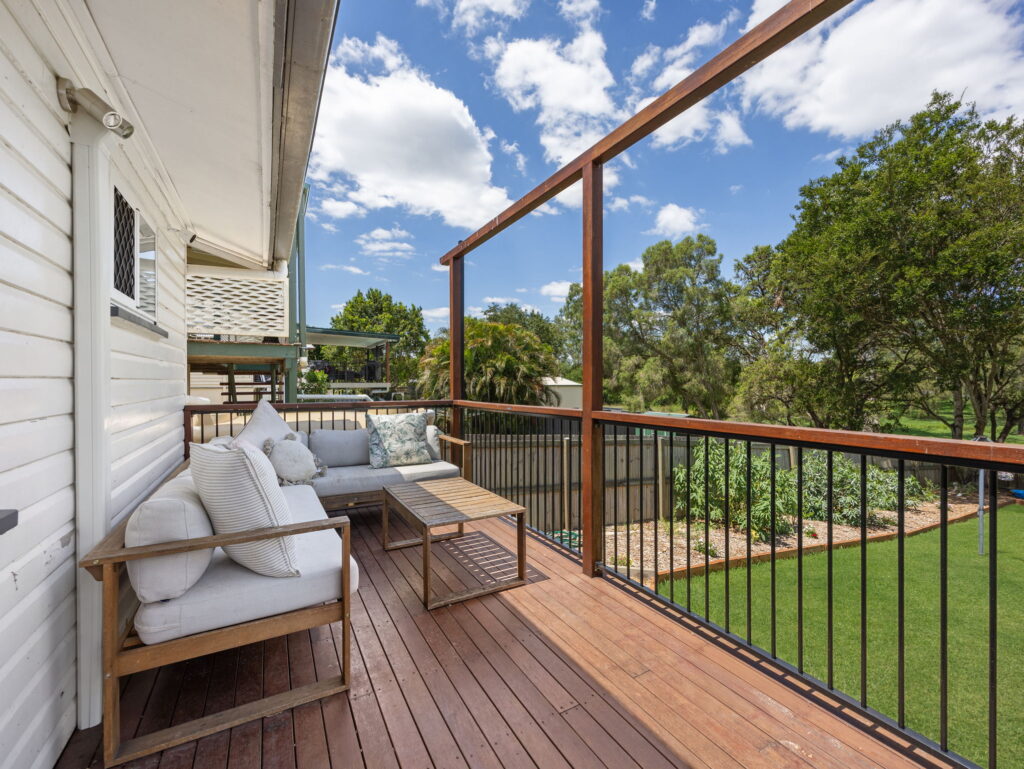 15 Logan Street, North Booval, QLD 4304