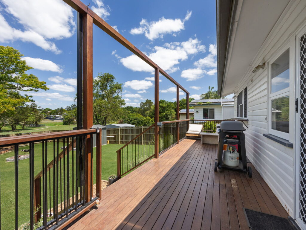 15 Logan Street, North Booval, QLD 4304