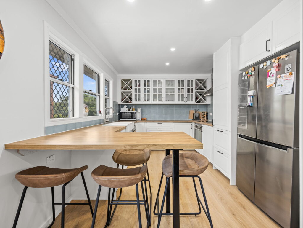 15 Logan Street, North Booval, QLD 4304