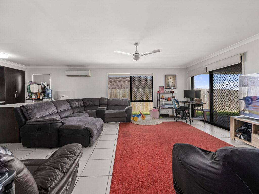 12 Carnell Street, Goodna, QLD 4300